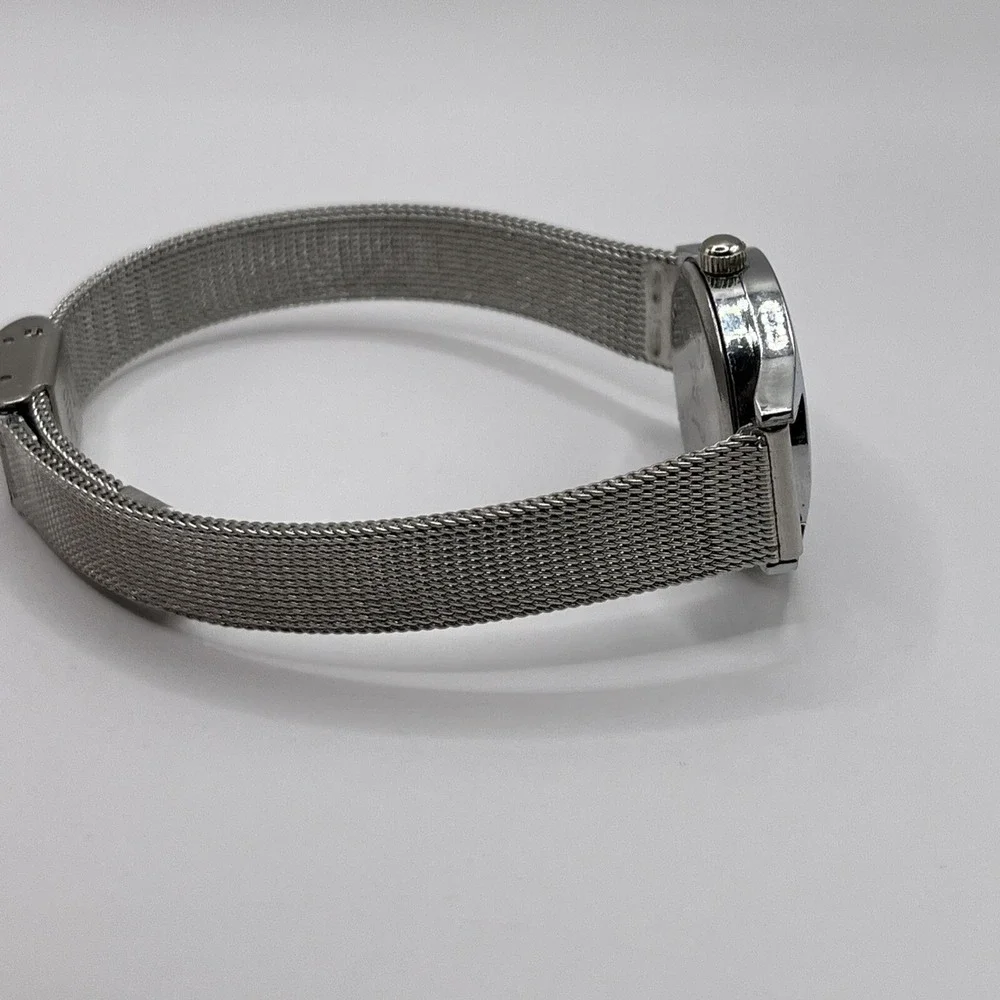 Paris Eifel Tower Women's Quartz Watch Mesh‎ Metal Band- New Battery!